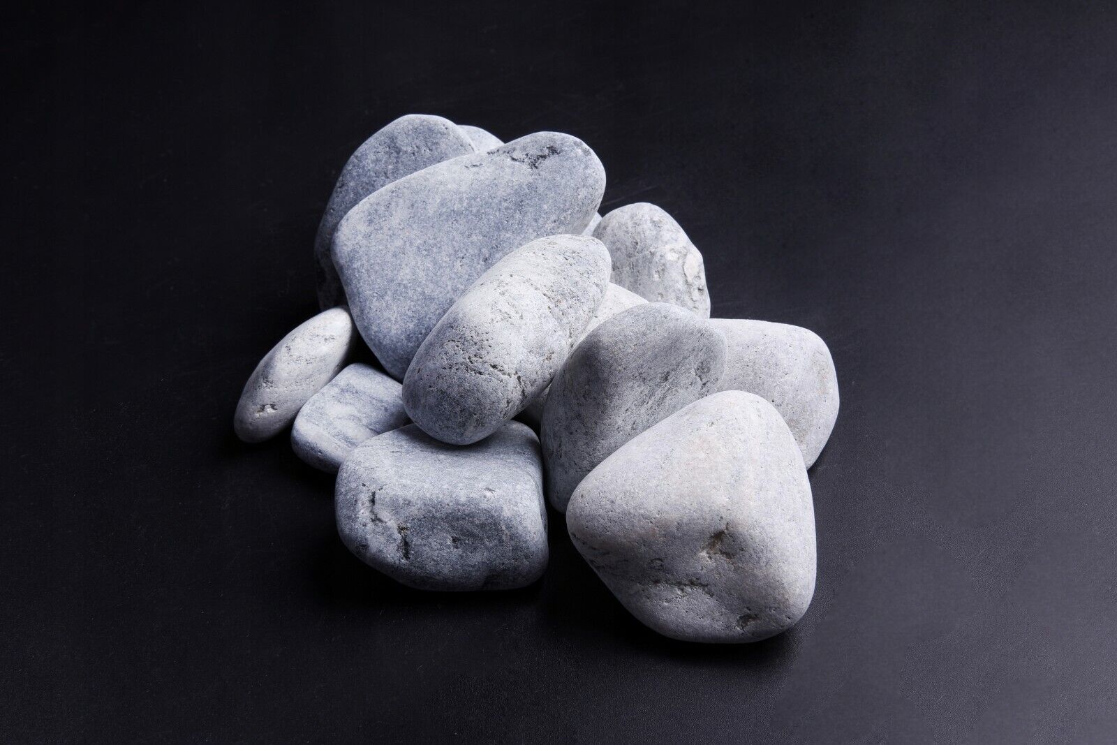 Blue Akron Pebble Sea Depth GARDEN AQUARIUM Decorative Large Garden Stones 3-6cm - Image 4