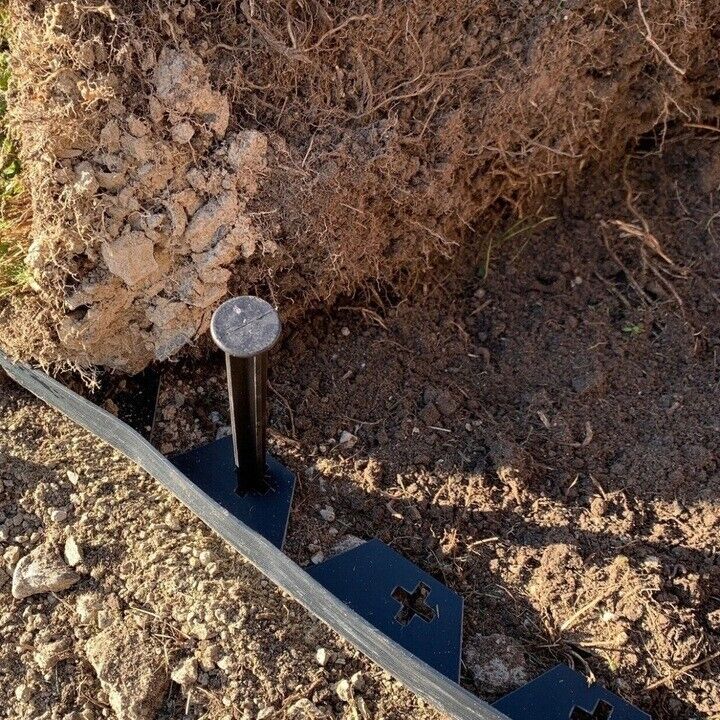 10 - 50 Metre FLEXIBLE GARDEN BORDER GRASS LAWN PATH EDGING GREEN PLASTIC PEGS - Image 4