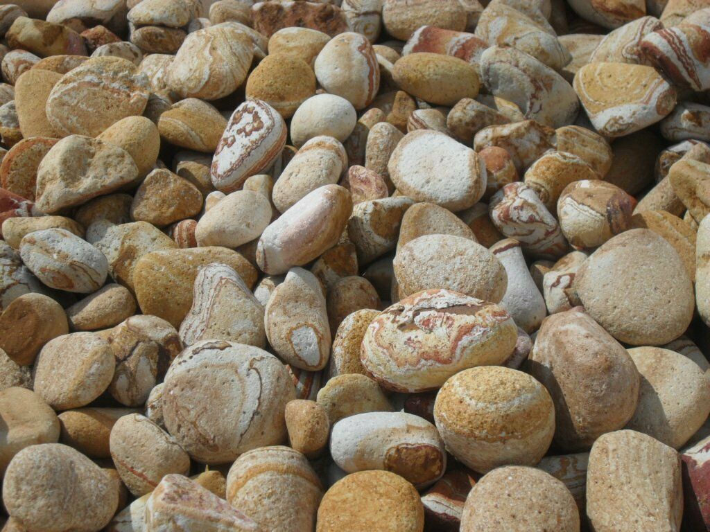 Decorative Rainbow Orange White Stones / Pebbles - Image 5