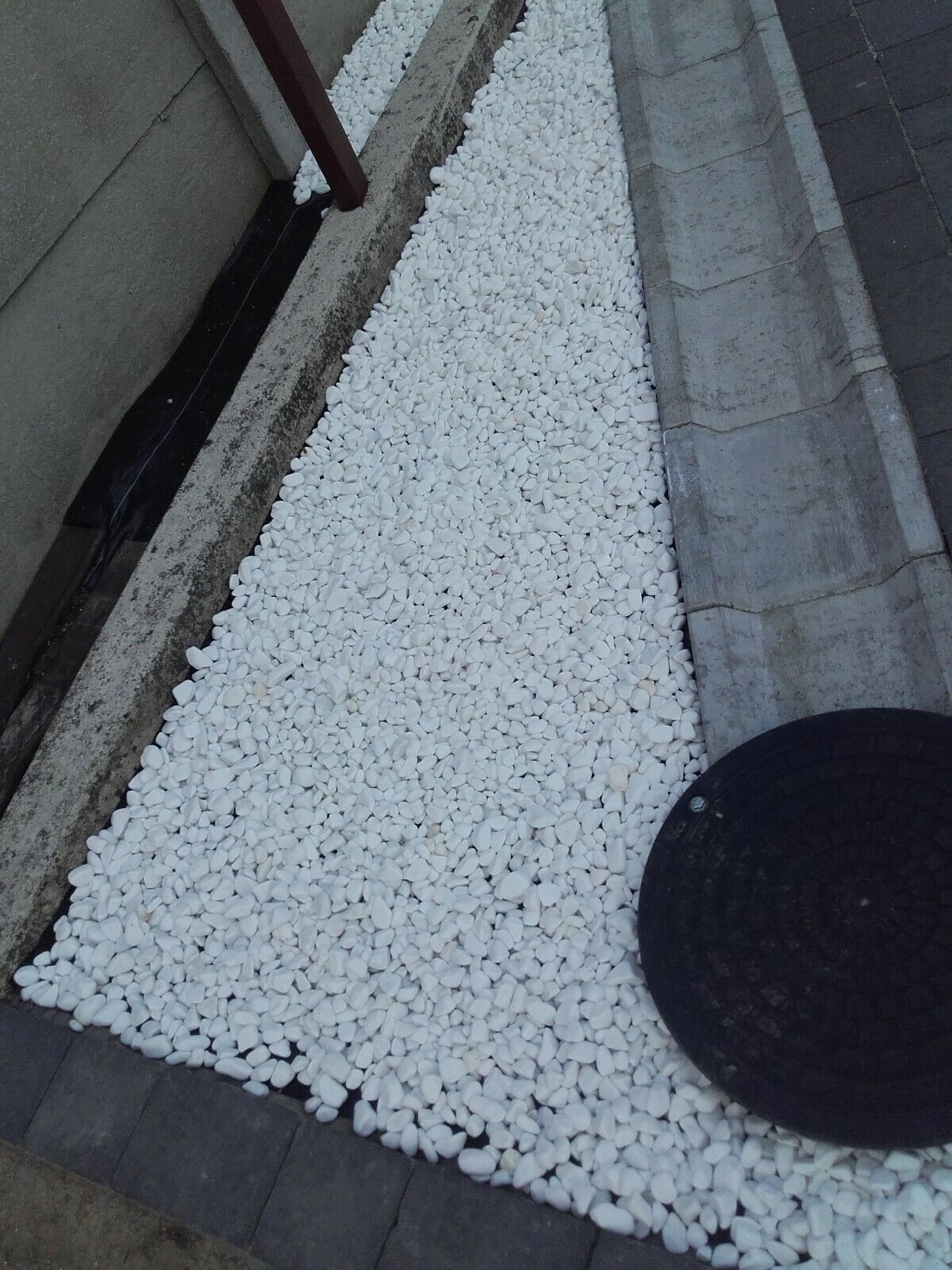 Decorative Marble Extra White Stones / Pebbles 1-3cm 1000KG - Image 2